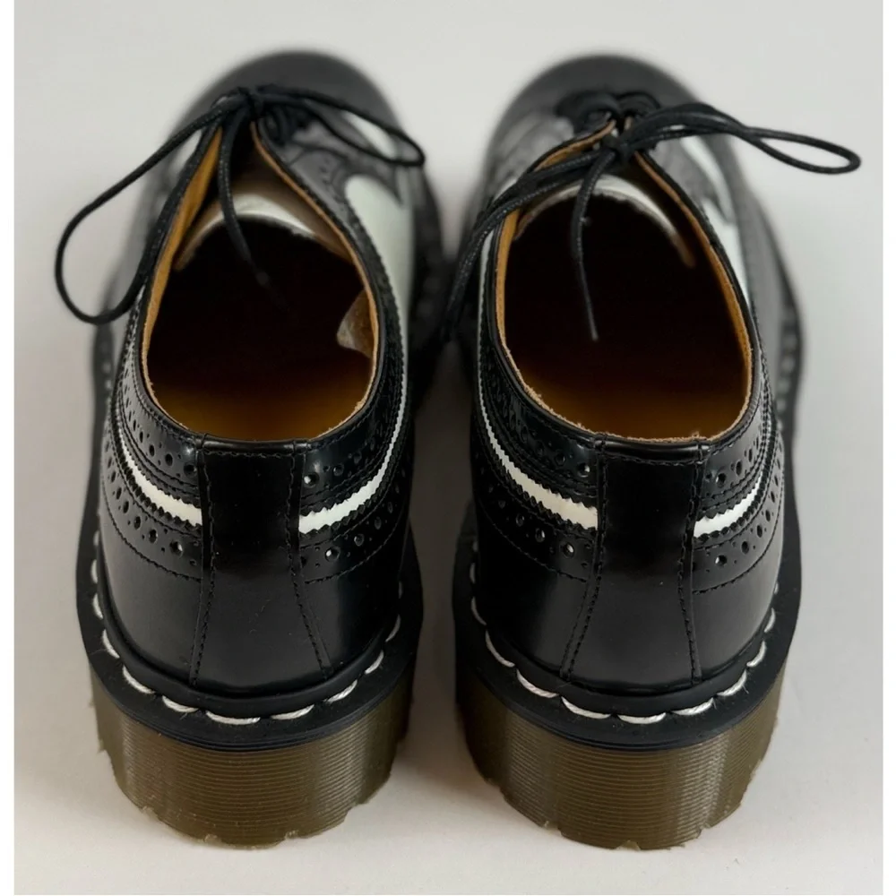 Dr Martens Bex Brogue Wingtip Oxford Black/White, size 10 Mens / 11 Women’s